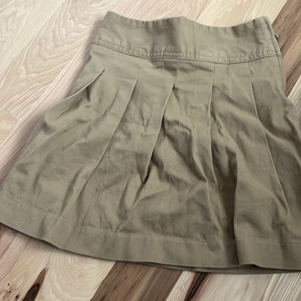 Childrens place khaki skort 6x/7 adjustable waist